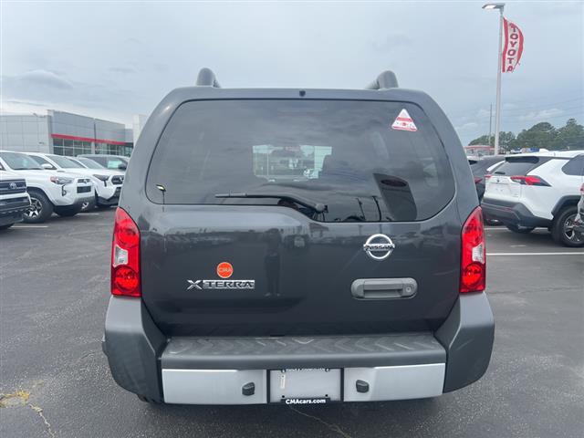 $20990 : PRE-OWNED 2015 NISSAN XTERRA S image 6