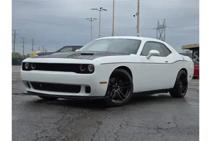 $31000 : 2015 Challenger image 2