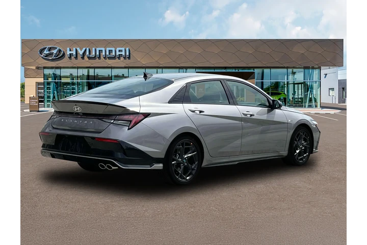 $25091 : Hyundai ELANTRA 2025 N Line image 8