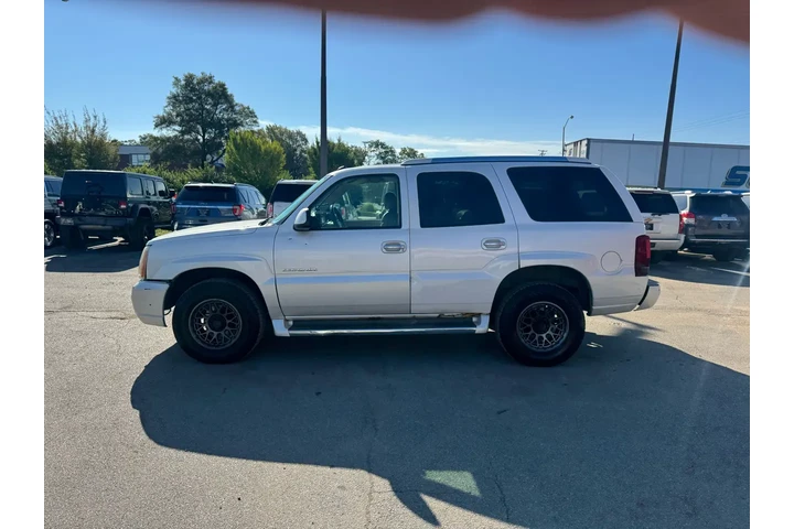 $4450 : 2005 Escalade 4dr AWD image 5