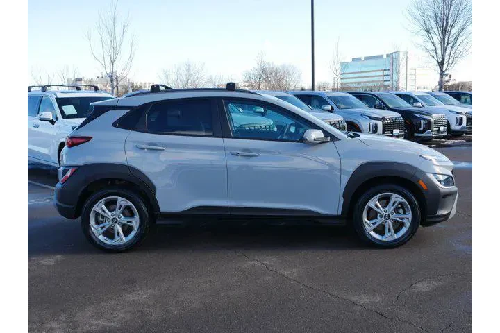 $20000 : Hyundai KONA 2023 AWD SEL 4d image 8