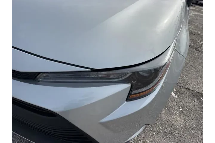 $20488 : Toyota Corolla 2025 LE 4dr S image 9