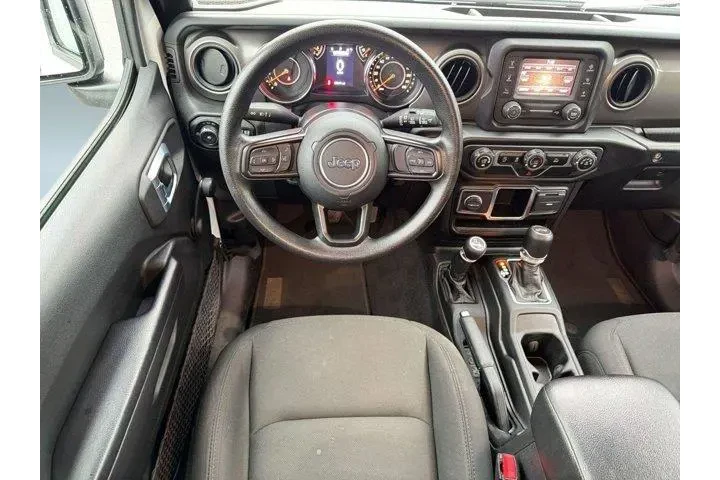 $24999 : Jeep Wrangler Unlimited 2021 image 4