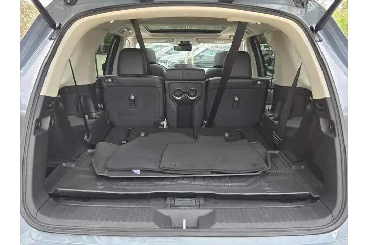 $39993 : Honda Pilot 2023 Touring 4dr image 9