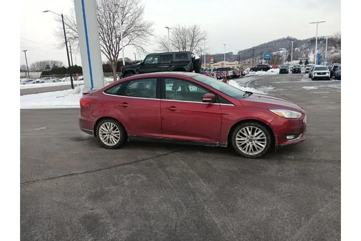 $9500 : Ford Focus 2017 Titanium 4dr image 3