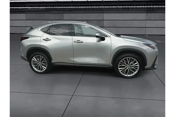 $39788 : Lexus NX 350h 2022 AWD Premi image 9