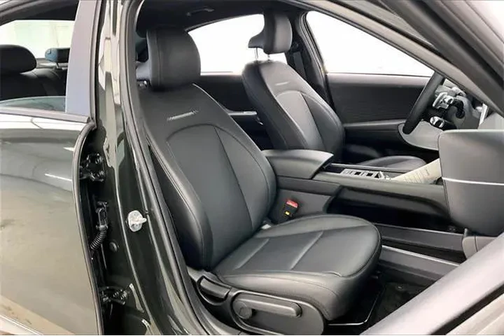 $29990 : Hyundai IONIQ 6 2024 AWD SEL image 7