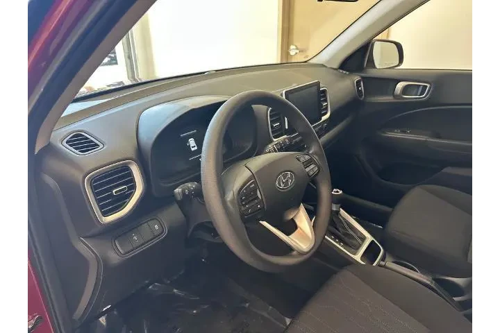 $19539 : Hyundai VENUE 2025 SE 4dr Cr image 10