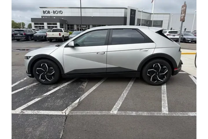 $27366 : Hyundai IONIQ 5 2024 AWD SEL image 1
