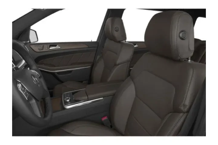 Mercedes-Benz GL-Class 2015 image 9