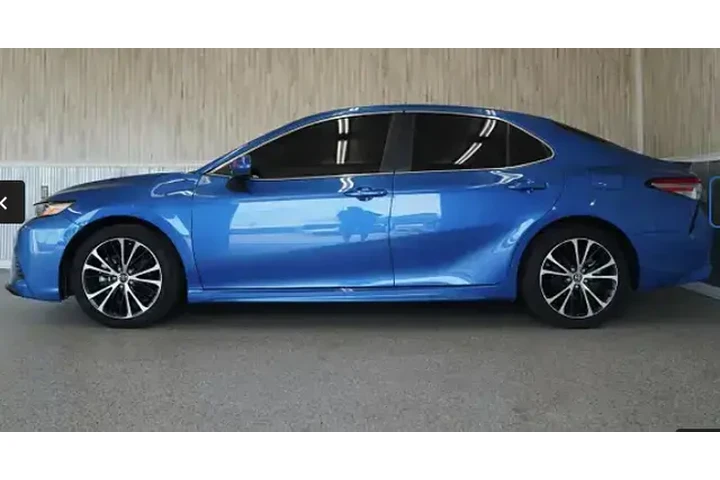 $14750 : Toyota Camry 2018 SE 4dr Sed image 3