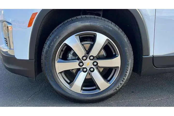 $35984 : Chevrolet Traverse 2023 4x4 image 10