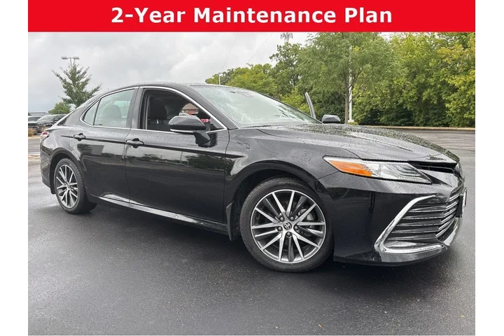 $27994 : Gold Certified2023 Camry XLE image 1