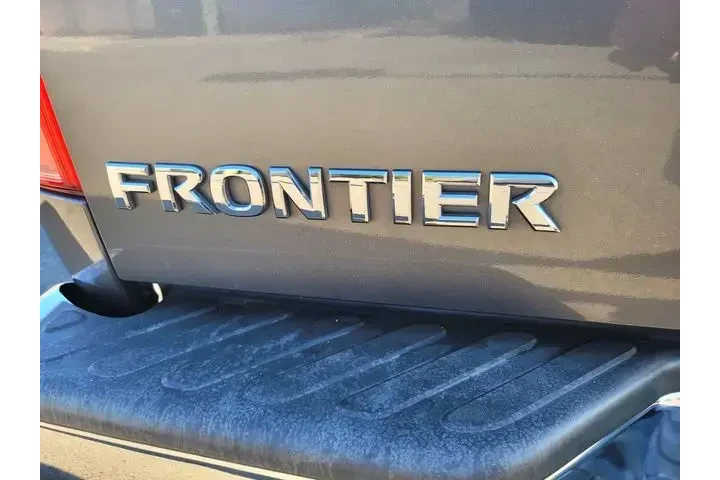 $14830 : Nissan Frontier 2016 4x2 S 4 image 7