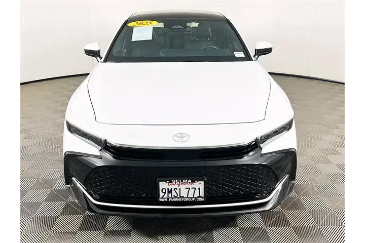 $39900 : Toyota Crown 2025 AWD Limite image 2