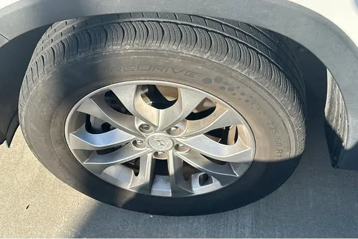 $15995 : Hyundai SANTA FE 2020 SE 4dr image 3