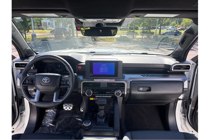 $43977 : 2024 Tacoma 4WD TRD Sport image 4