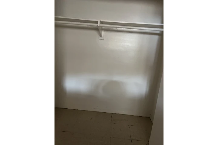 $900 : CUARTO EN RENTA image 1