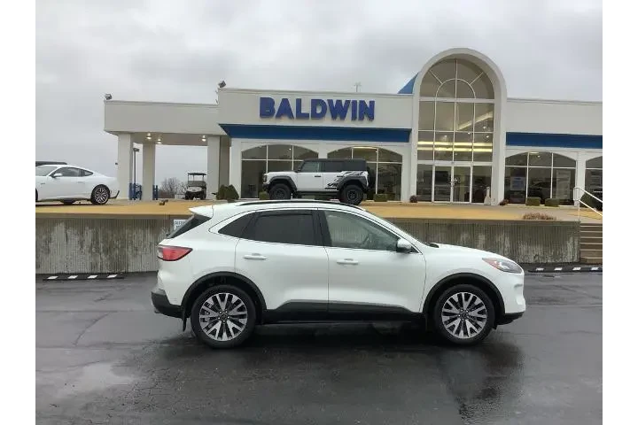 $15950 : Ford Escape 2020 AWD Titaniu image 8