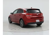 $13998 : Hyundai ELANTRA GT 2019 4dr thumbnail