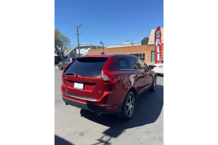 $10995 : 2013 XC60 T6 image 6