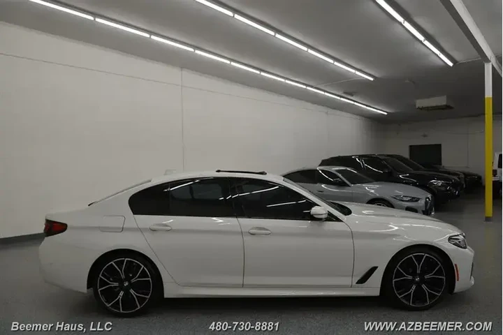 $33998 : BMW 5 Series 2022 530i 4dr S image 8