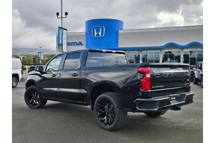 $32198 : Chevrolet Silverado 1500 202 image 5