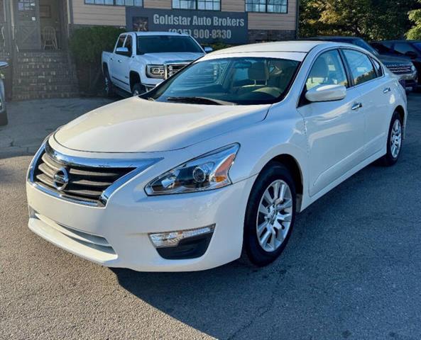 $7900 : 2015 Altima 2.5 SV image 5