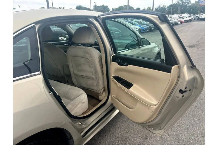 $5980 : 2011 Impala 4dr Sdn LT Retail image 10
