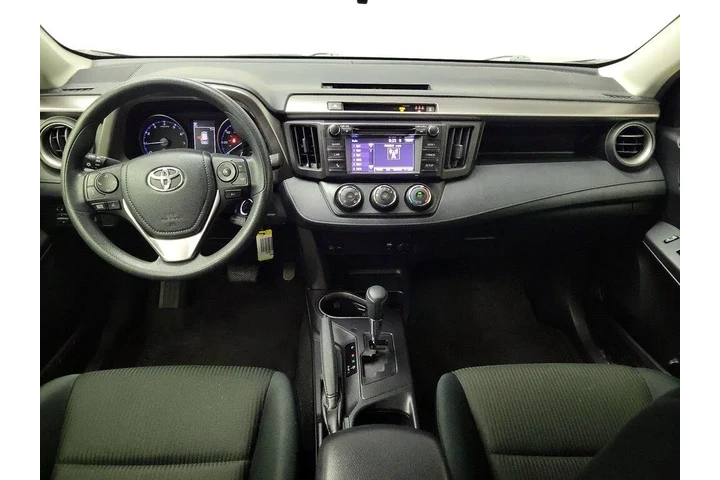 $17998 : Toyota RAV4 2018 LE 4dr SUV image 9