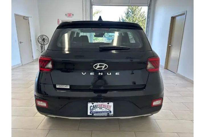 $13014 : Hyundai VENUE 2022 SE 4dr Cr image 6