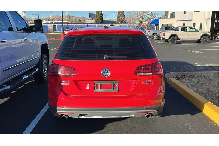 $15984 : Volkswagen Golf Alltrack 201 image 3