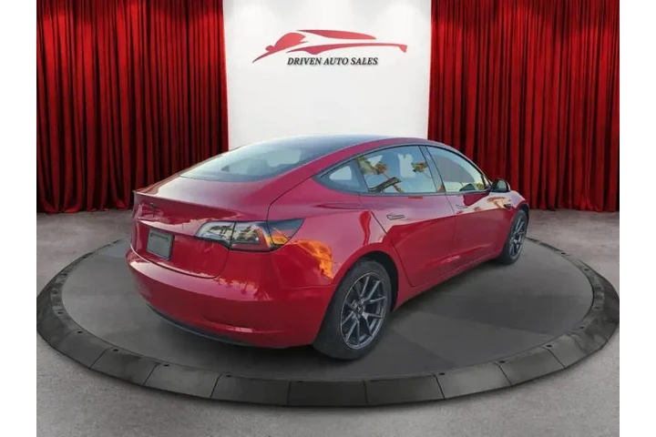 $18999 : 2022 Model 3 image 6