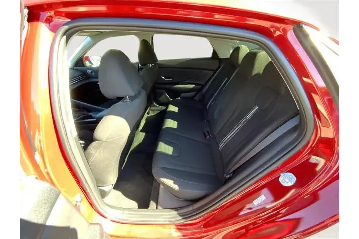 $20295 : Hyundai ELANTRA 2023 SEL 4dr image 10