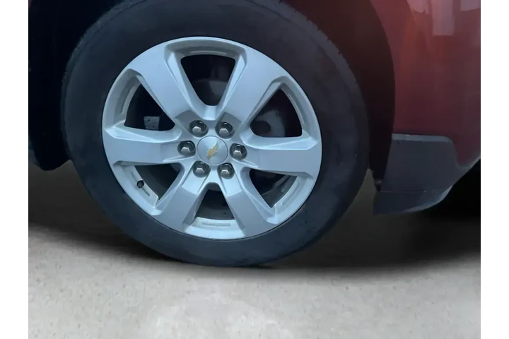 $12333 : Chevrolet Traverse 2017 LT 4 image 9