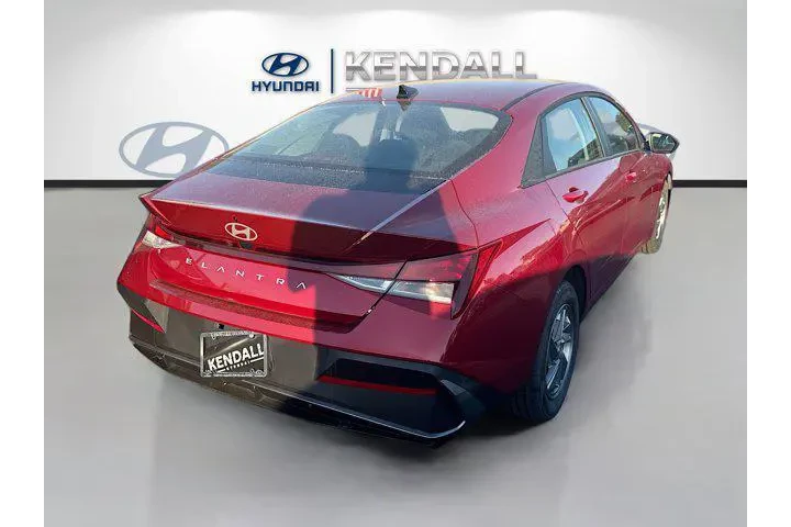 $16754 : Hyundai ELANTRA 2025 SE 4dr image 6