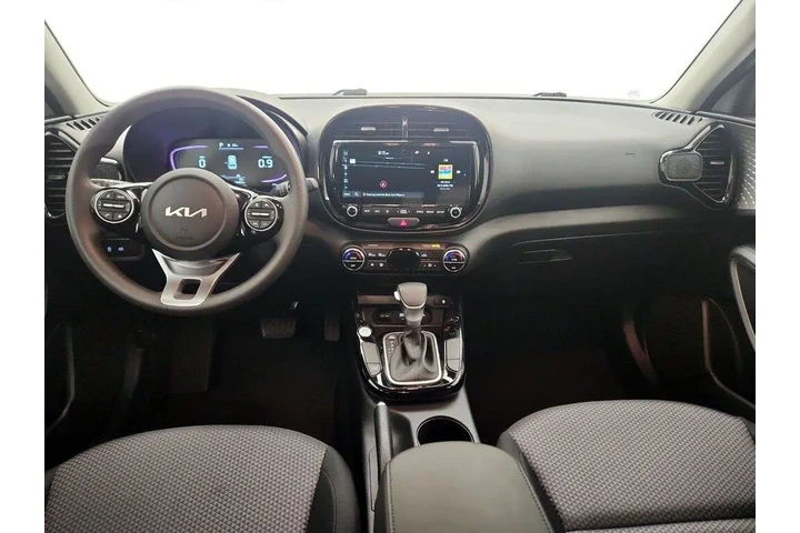 $18998 : Kia Soul 2024 S 4dr Crossove image 9