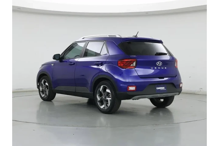 $20998 : Hyundai VENUE 2024 SEL 4dr C image 2