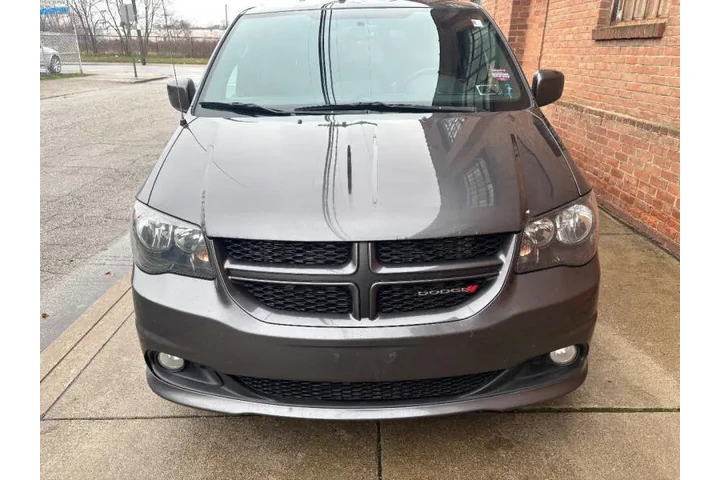 $7999 : 2017 Grand Caravan GT image 8