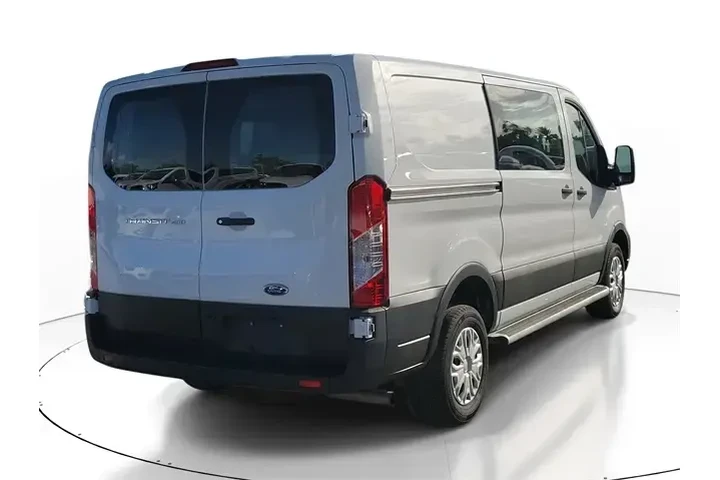 $34591 : Ford Transit 2024 250 3dr SW image 4