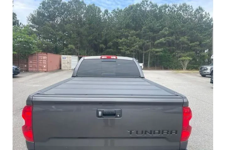 $26039 : Toyota Tundra 2015 4x2 SR 4d image 8