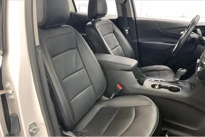 $17790 : Chevrolet Equinox 2020 LT 4d image 7