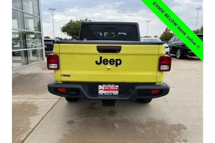 $31995 : Jeep Gladiator 2023 4x4 Spor image 6