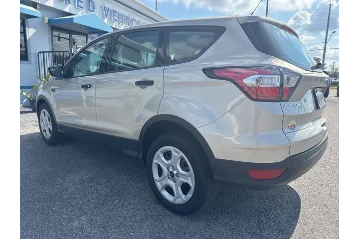 $12494 : Ford Escape 2017 S 4dr SUV image 6