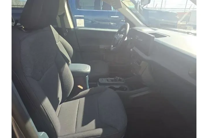 $27499 : Ford Maverick 2025 AWD XL 4d image 8