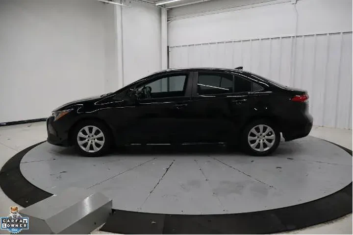 $19995 : Toyota Corolla 2023 LE 4dr S image 7