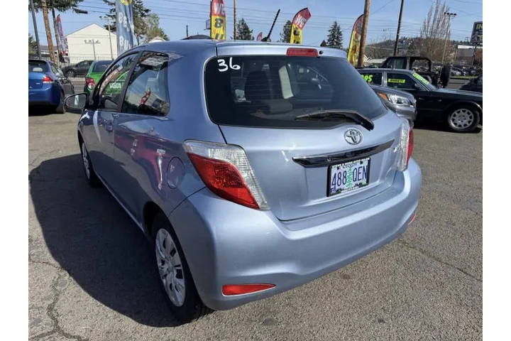 $8550 : 2014 Yaris 3-Door LE image 8