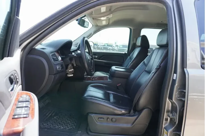 $10988 : Chevrolet Tahoe 2009 4x2 LT image 7