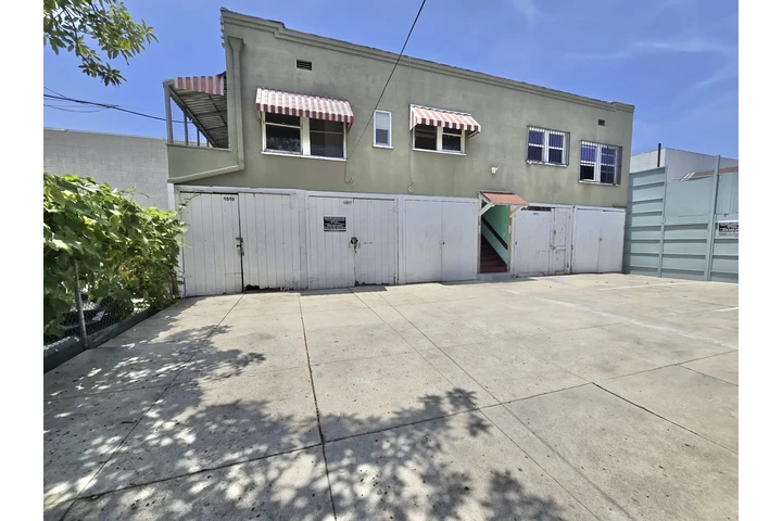 $1750 : 🏠 HERMOSO SINGLE DISPOINBLE image 9