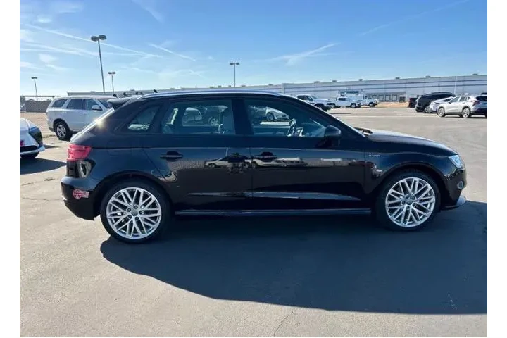$17189 : Audi A3 Sportback e-tron 201 image 3
